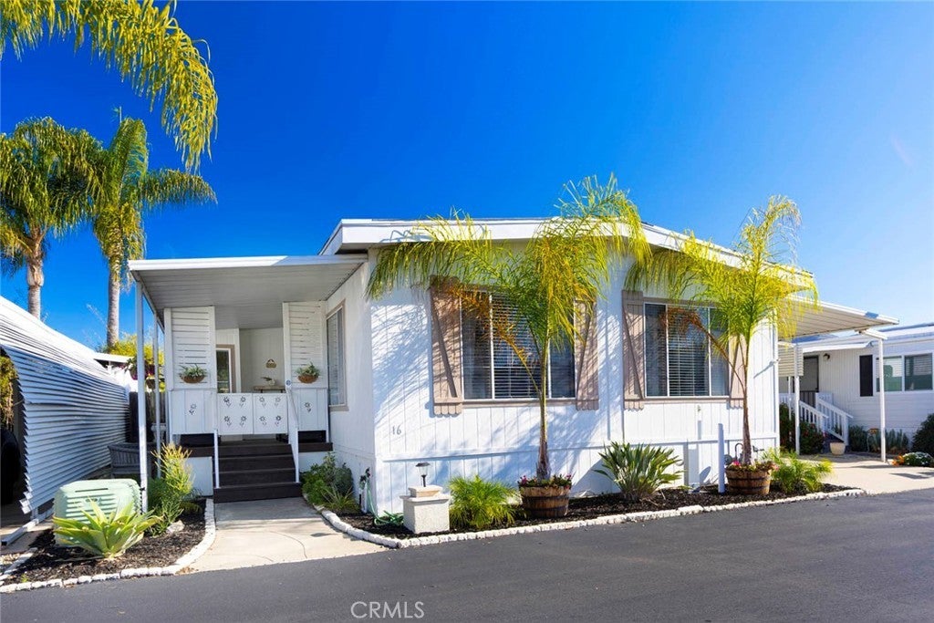 Photo of Listing #OC25267489