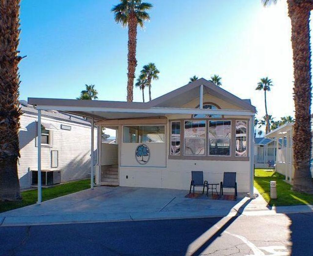 84136 Avenue 44 # 408, Indio
