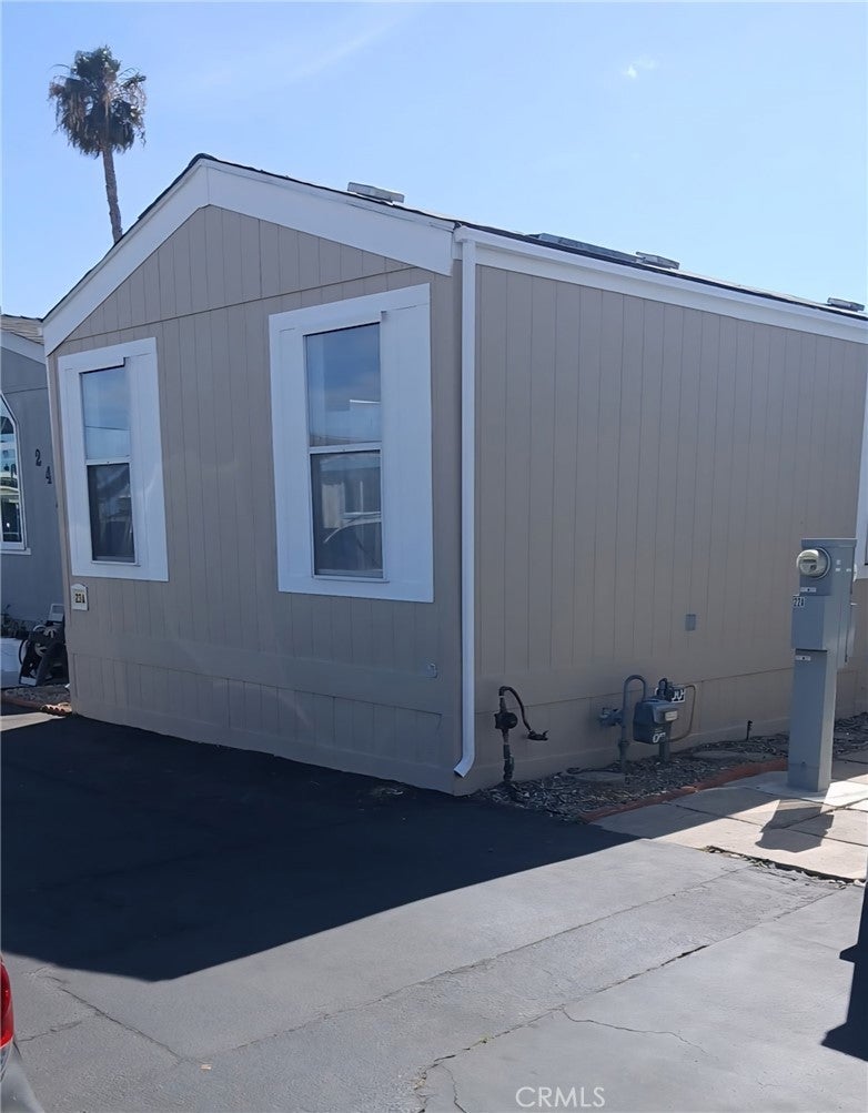 Photo of Listing #SB25273722