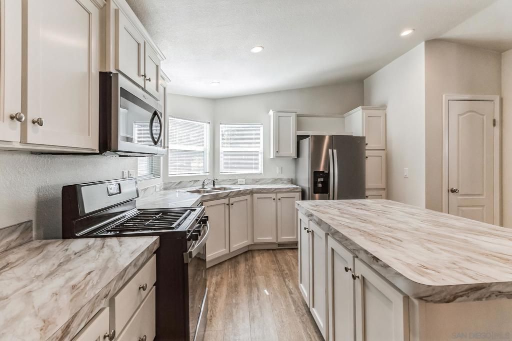 22899 Byron Rd # 35, Crestline