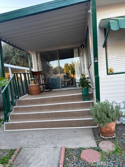 Photo of Listing #IV25275228