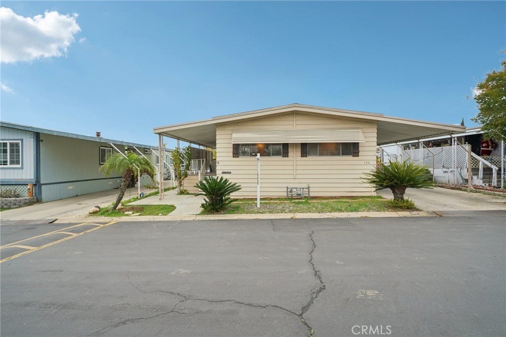 Photo of Listing #IV25276998