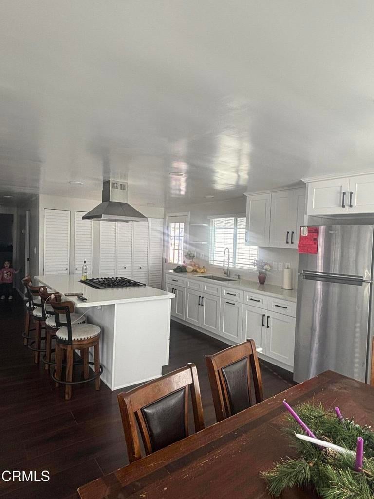 Photo of Listing #V1-33843