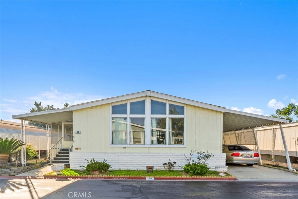 Photo of Listing #IV25280106