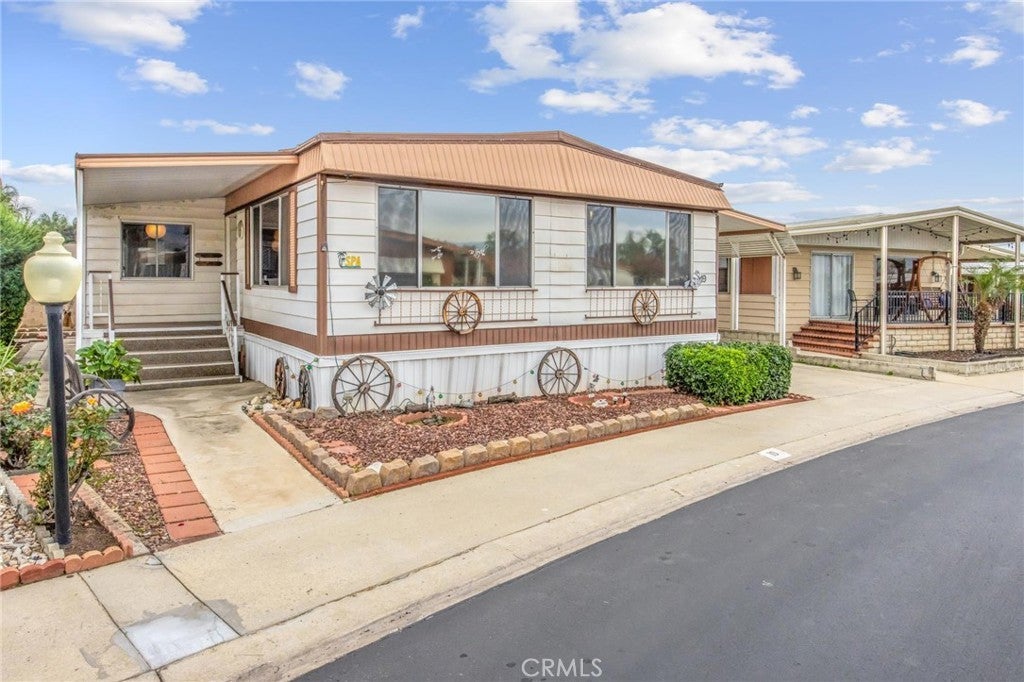 Photo of Listing #CV25280197