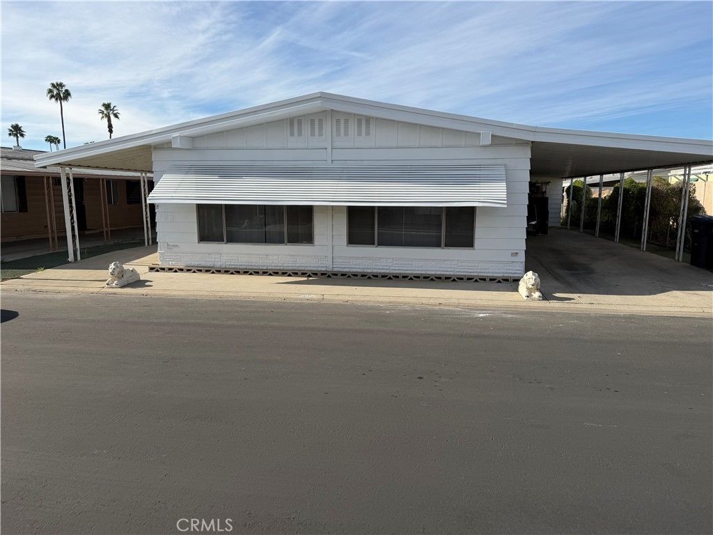 601 227 N Kirby # 227, Hemet