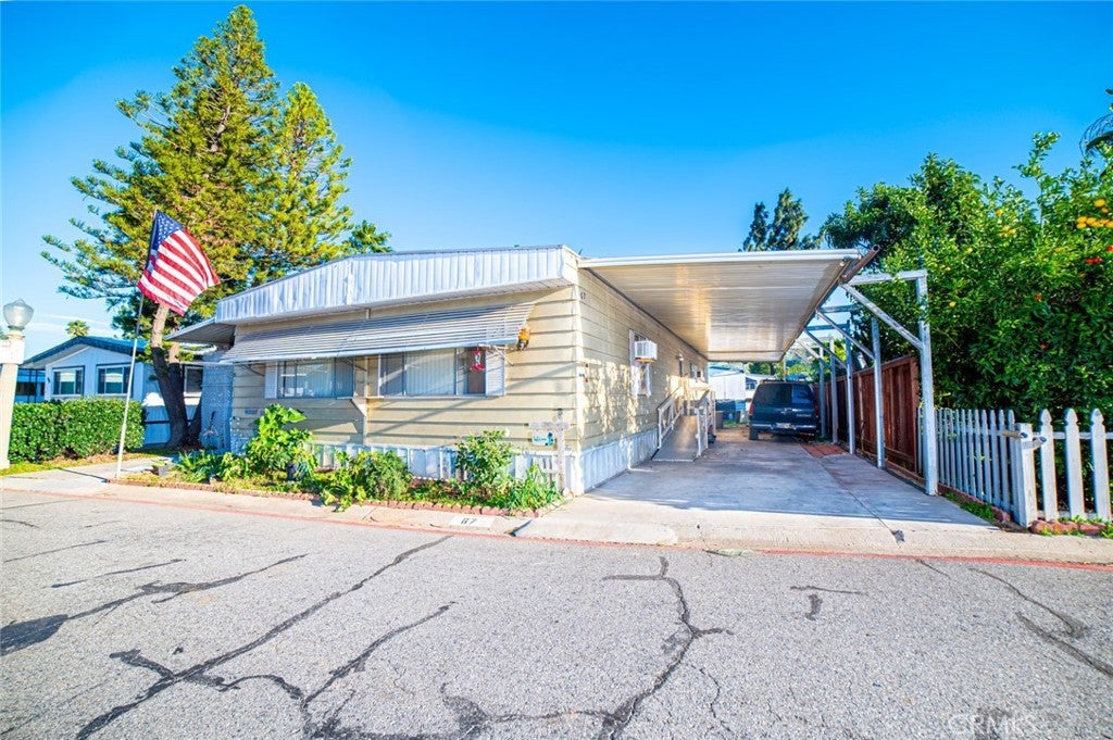 Photo of Listing #IV25281250