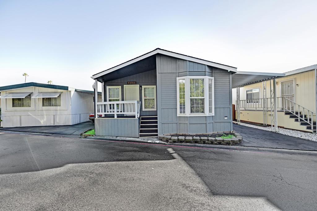 Photo of Listing #41119752