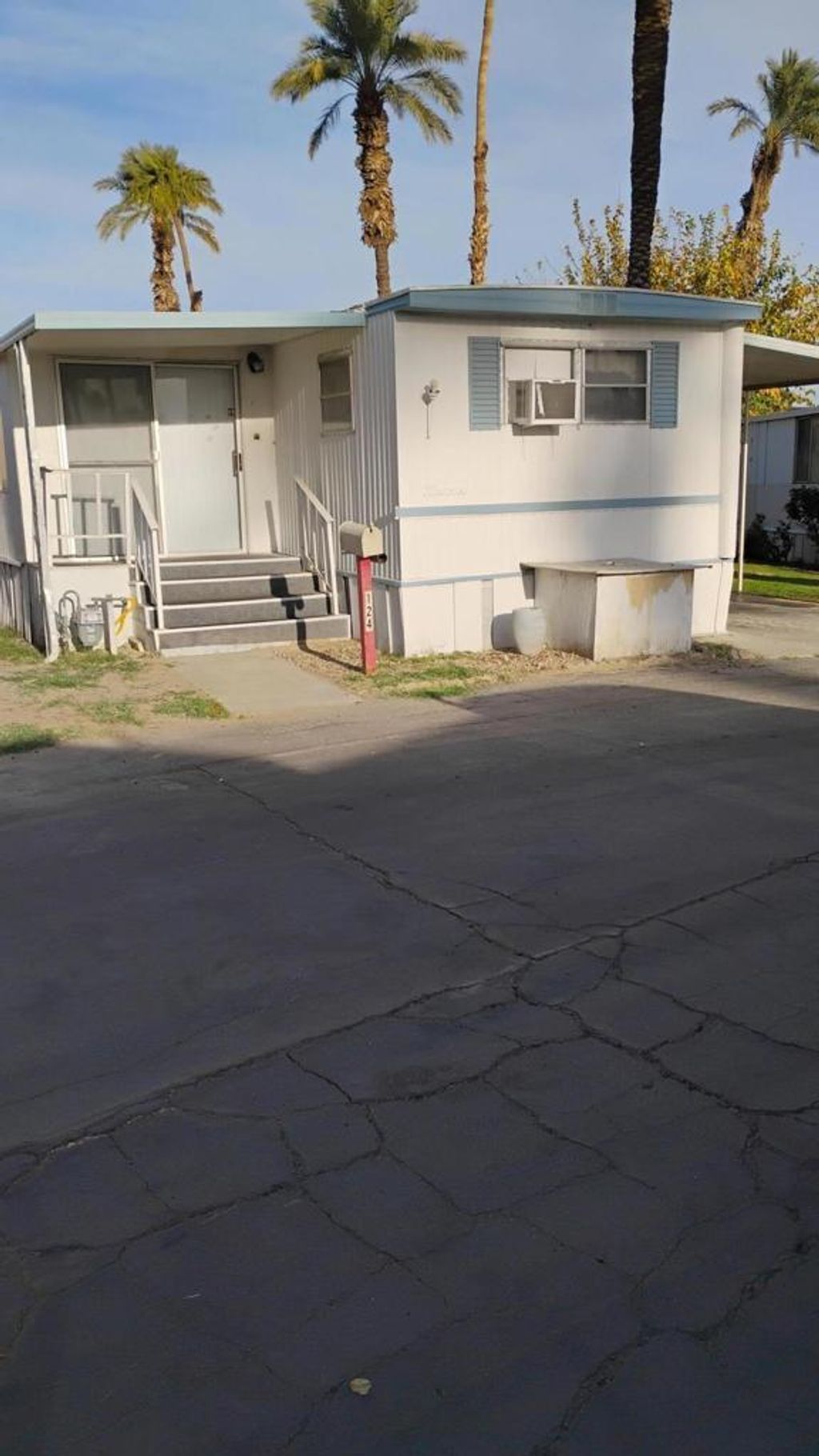 80870 E 111 Highway # 124, Indio