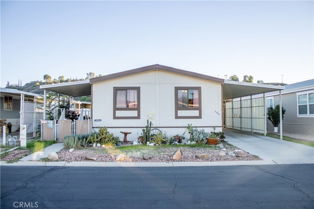 Photo of Listing #SW25282363