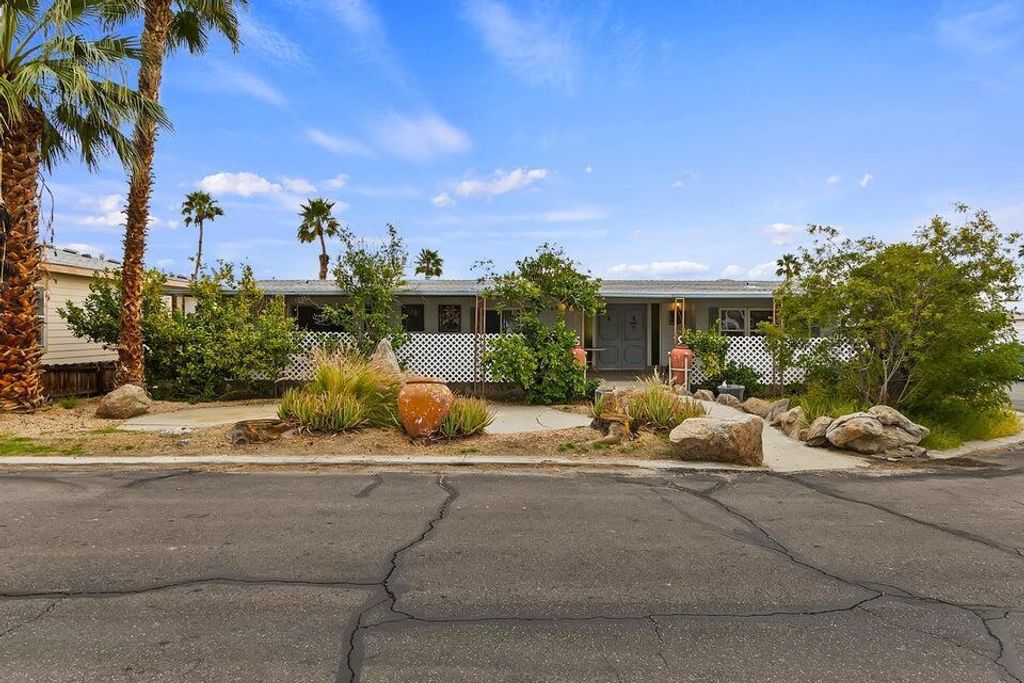 74711 Dillon Road # #308, Desert Hot Springs