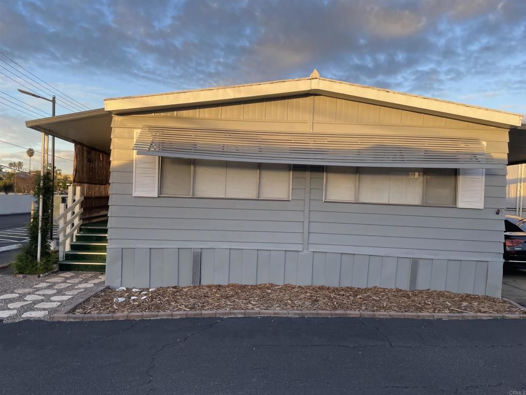 718 Sycamore Avenue # 94, Vista