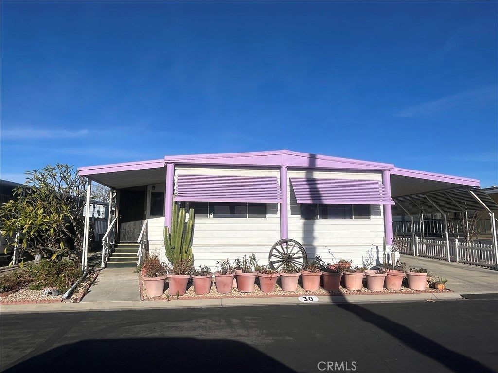 Photo of Listing #IV26004602