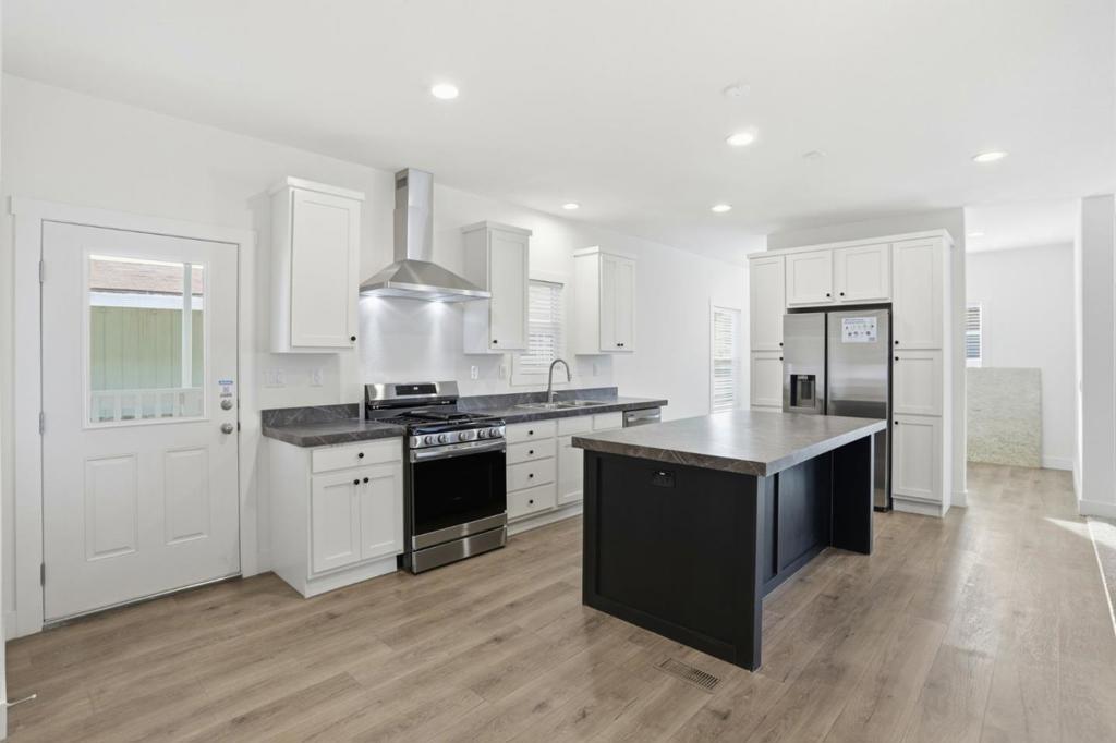 Photo of Listing #ML82030616