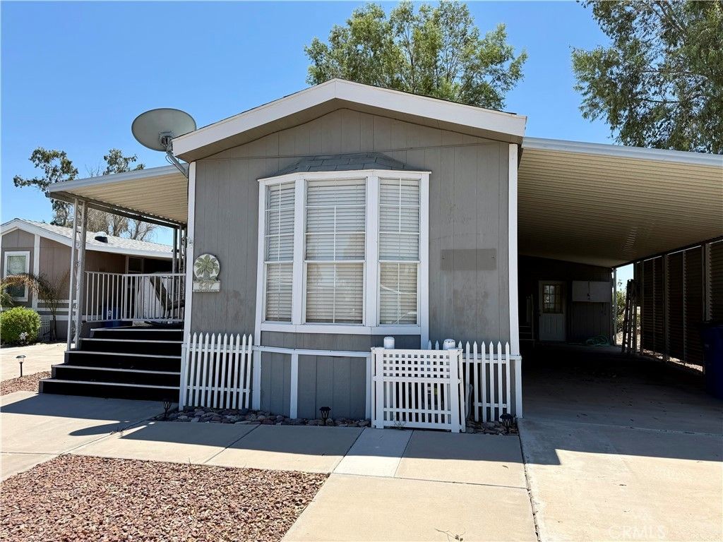 547 Channel Way, Needles