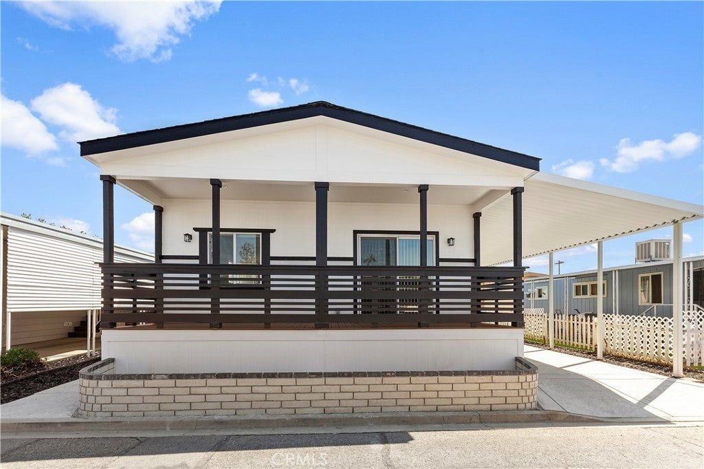 Photo of Listing #OC26005824