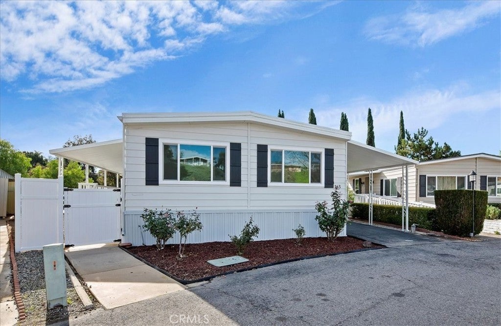 Photo of Listing #SW26006409