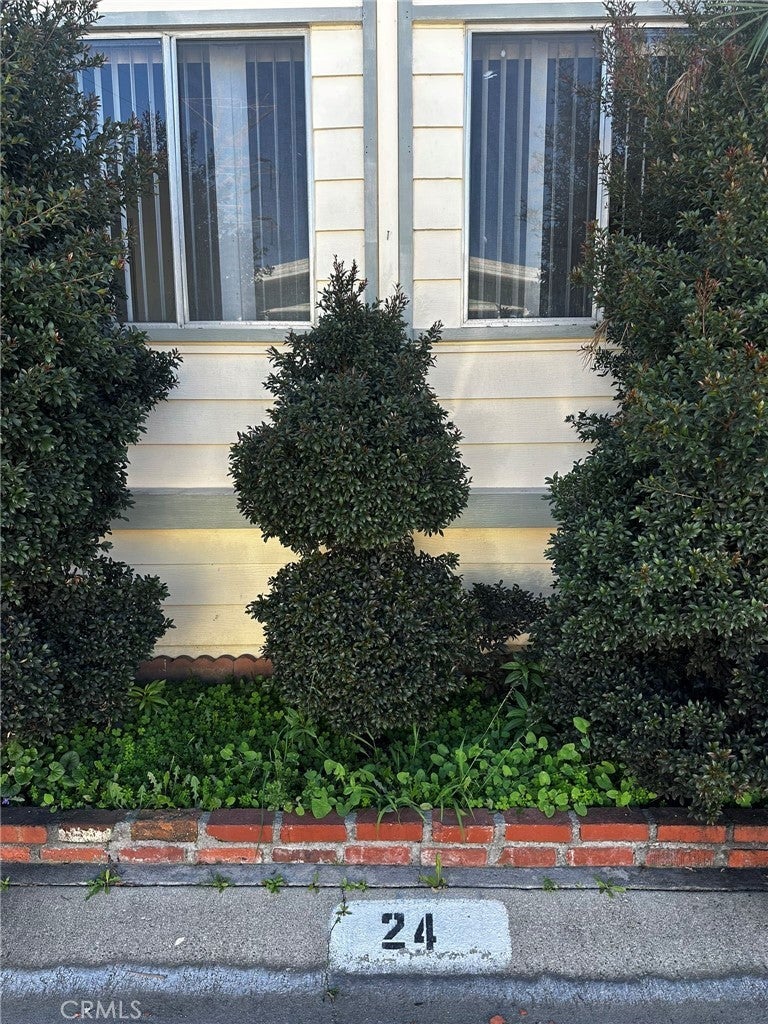 Photo of Listing #DW26007851