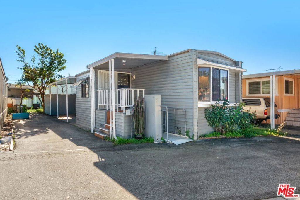 Photo of Listing #26632005