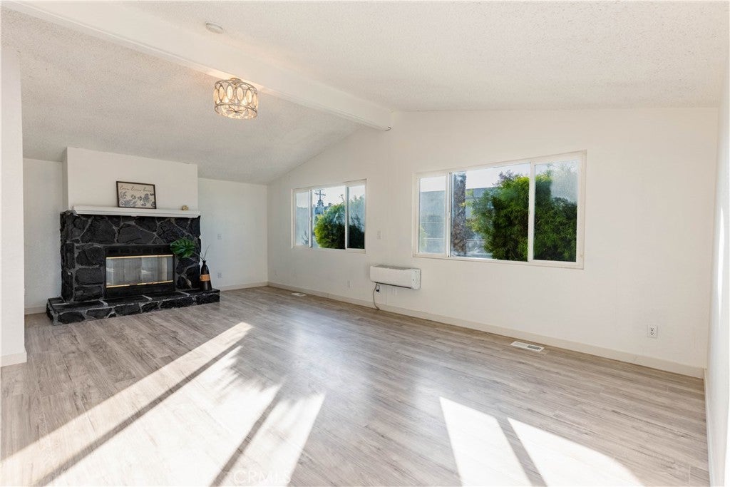 Photo of Listing #IG26022986