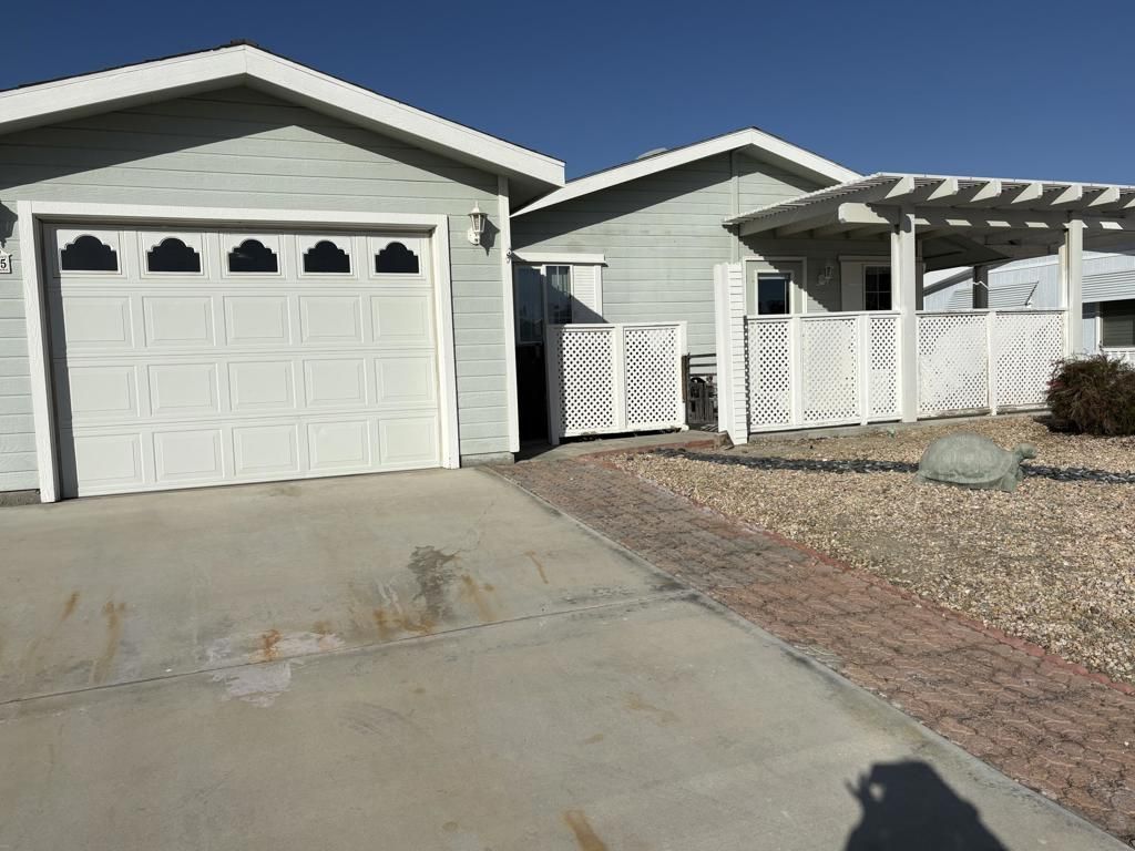 38595 Commons Valley Drive, Palm Desert