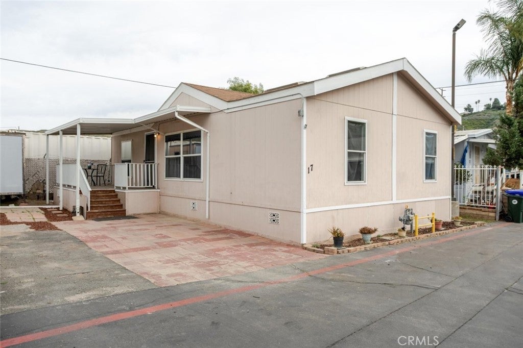 Photo of Listing #SR26028405