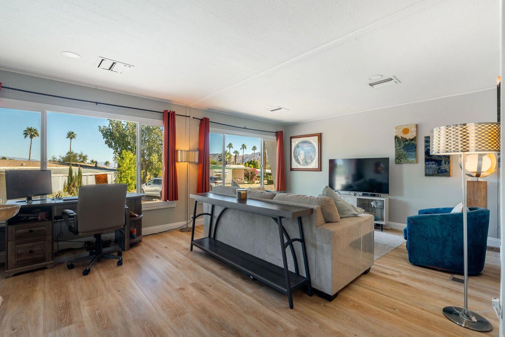 Photo of Listing #219142982DA