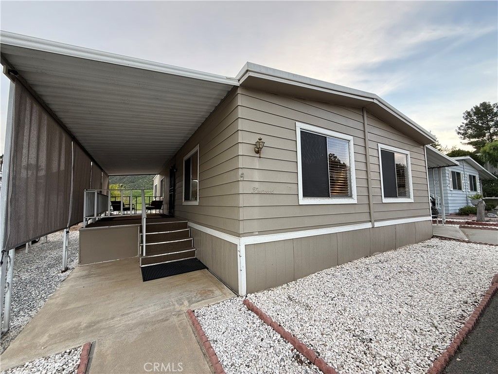 32600 State Highway 74 # 140, Hemet
