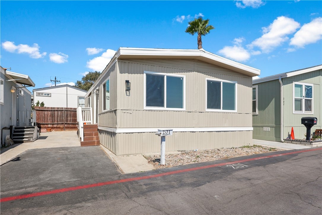 Photo of Listing #PW26031117