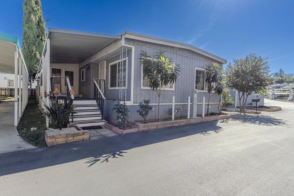 Photo of Listing #PTP2601122