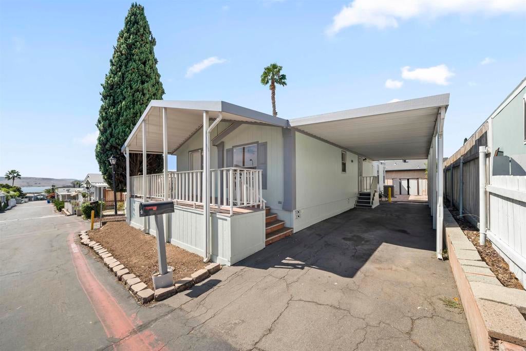 Photo of Listing #PTP2601131