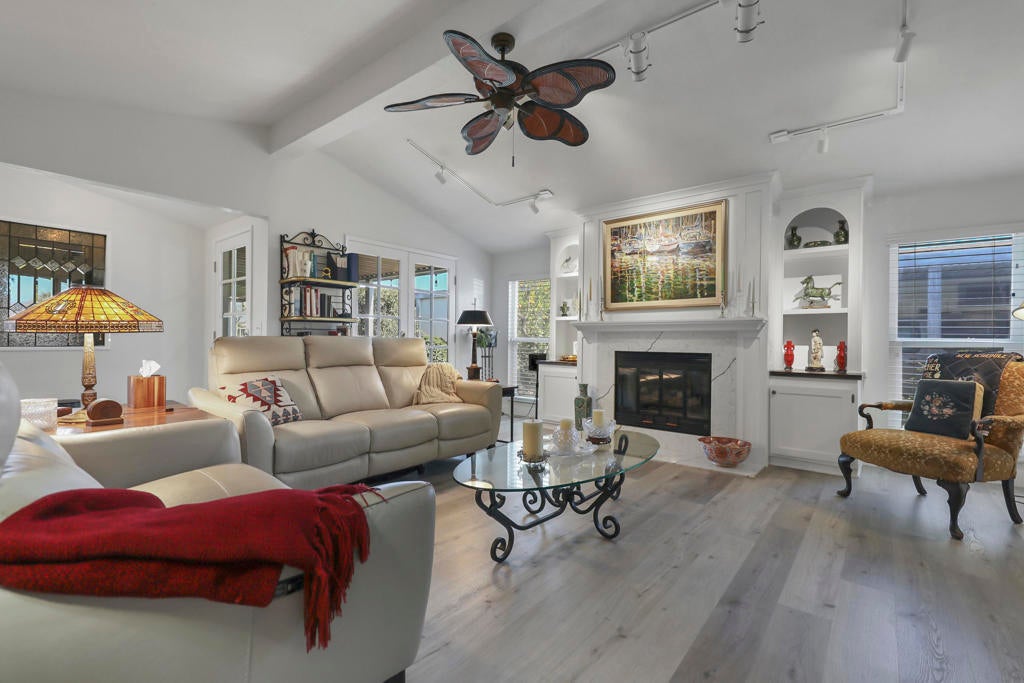 73450 Country Club Drive # 214, Palm Desert