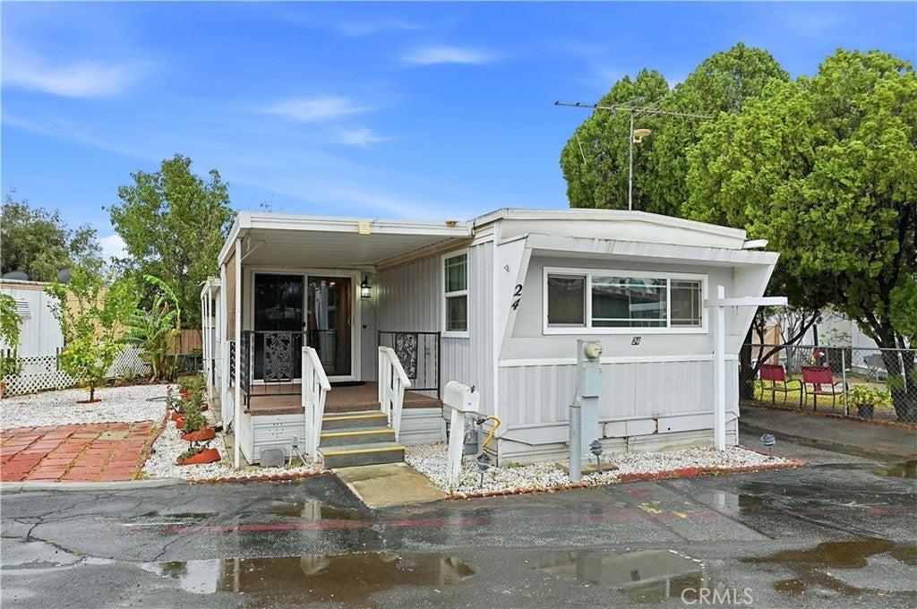 Photo of Listing #TR26031552