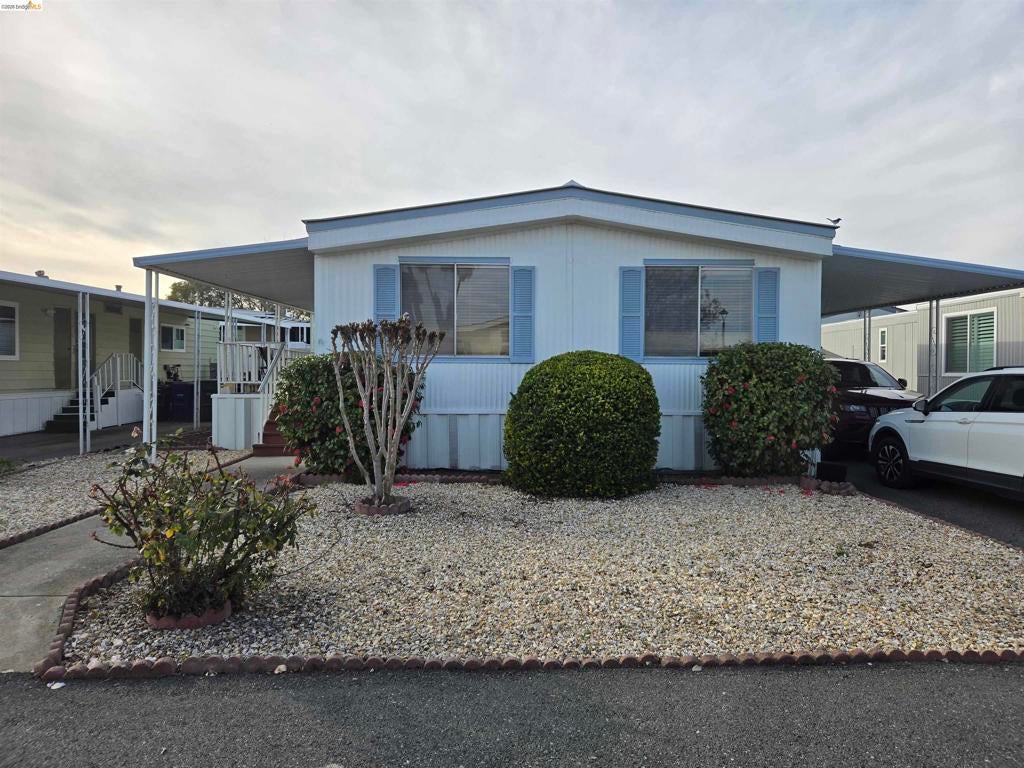 Photo of Listing #41124363