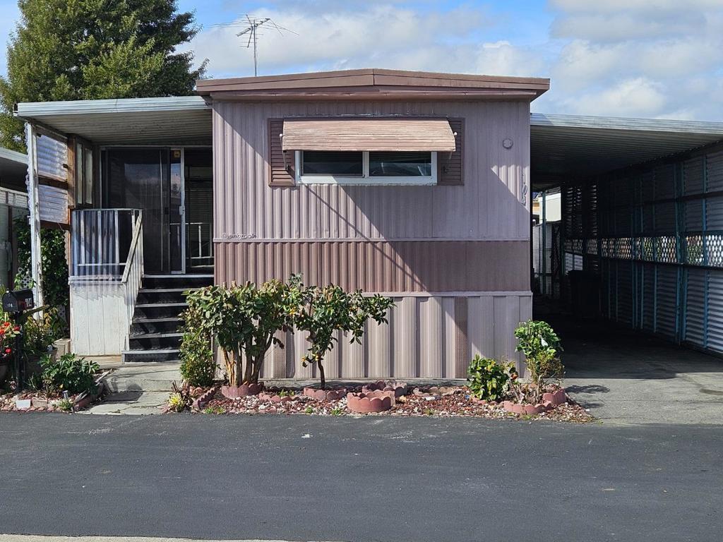 Photo of Listing #ML82036459