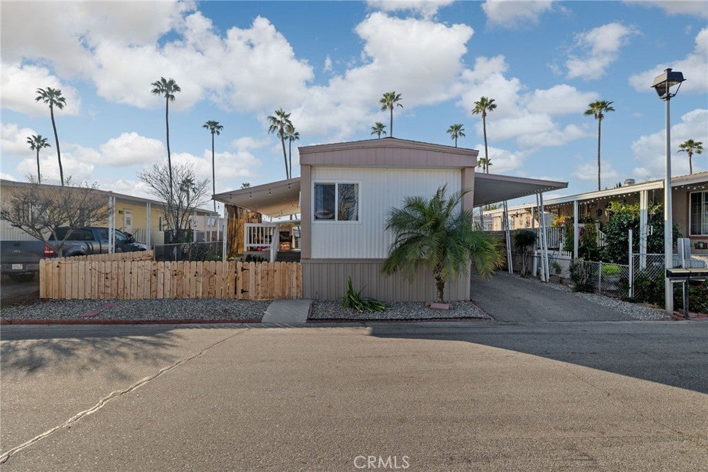 Photo of Listing #SR26044365