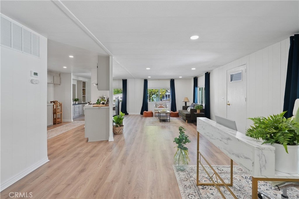 Photo of Listing #SW26044938