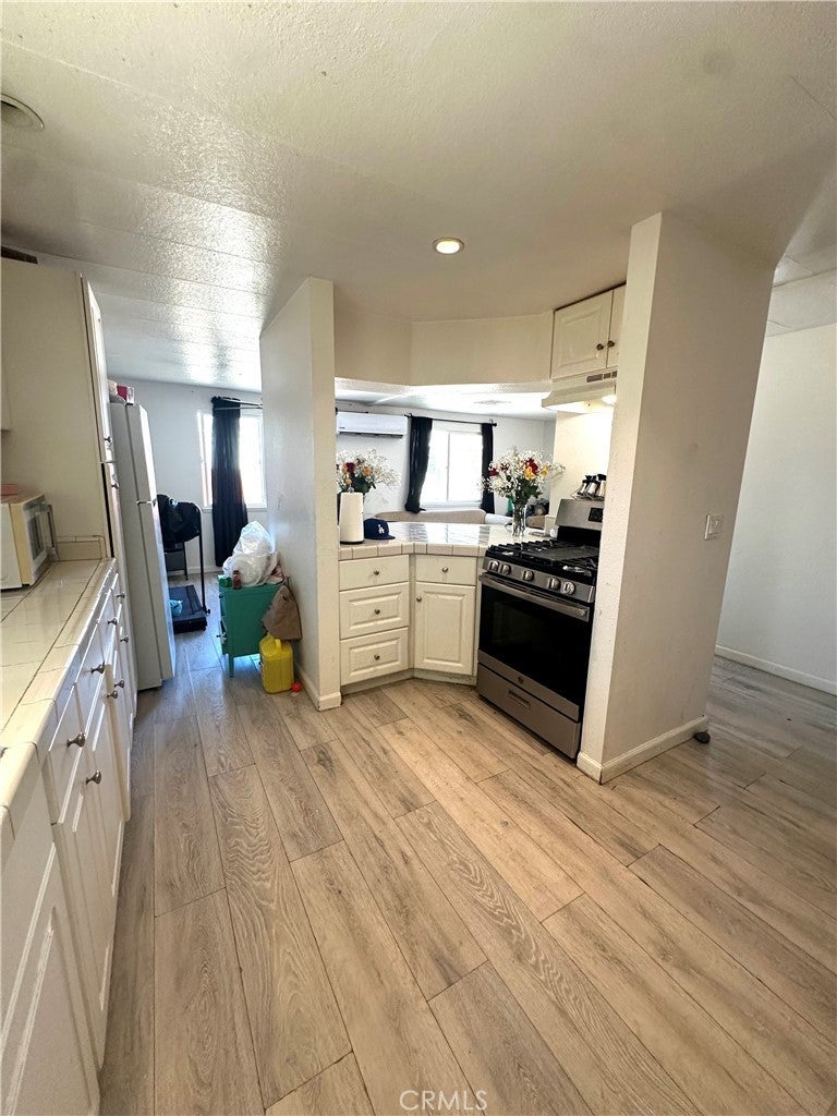 Photo of Listing #IV26040782