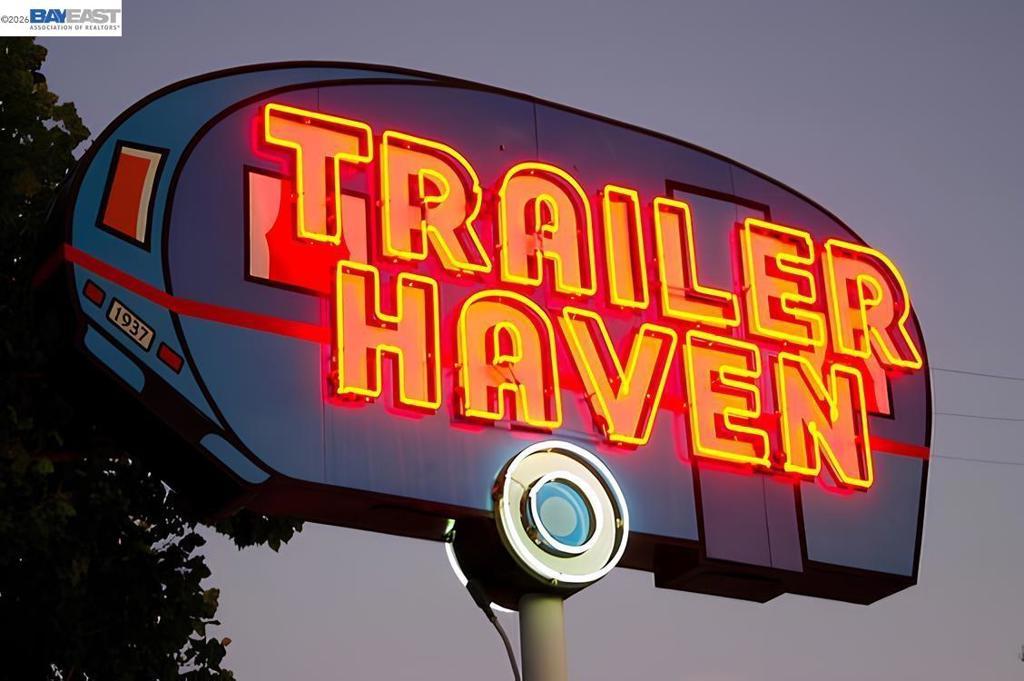 Photo of Listing #41125753