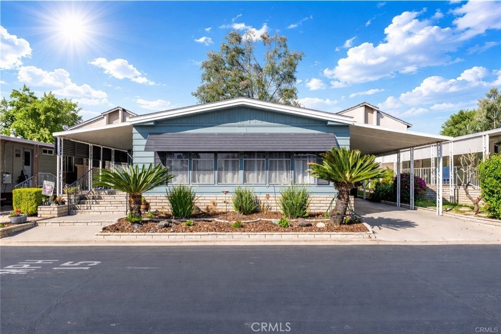 Photo of Listing #DW26046559