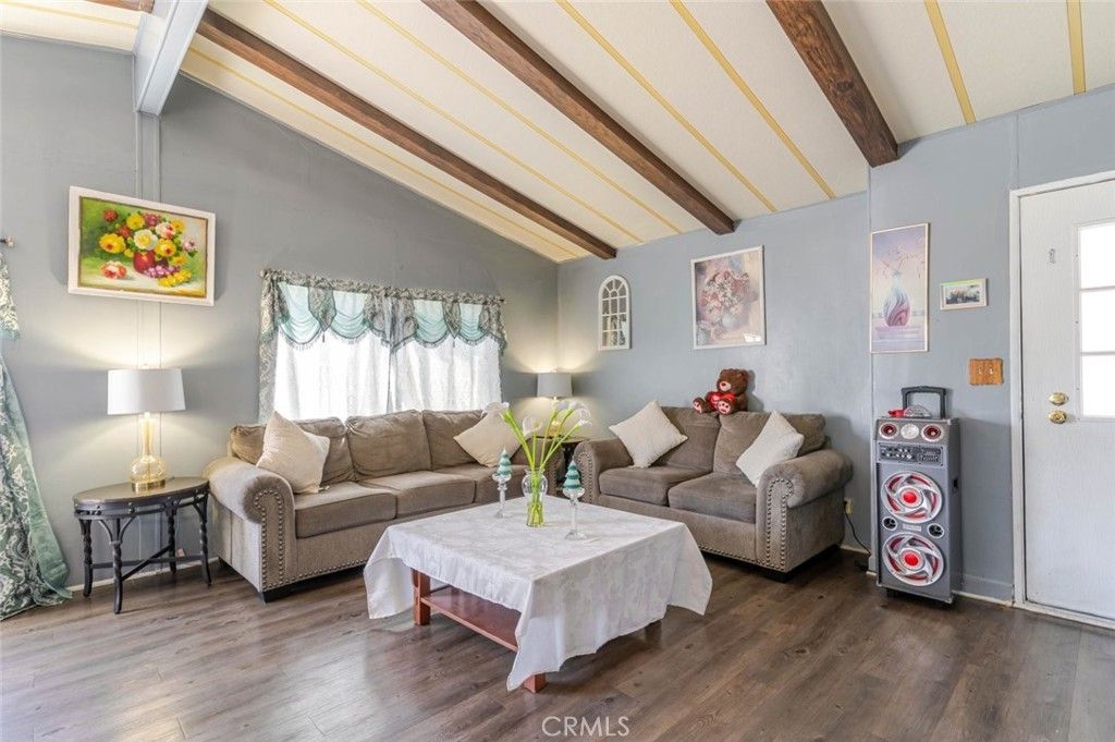 2330 E Avenue J8 # 121, Lancaster