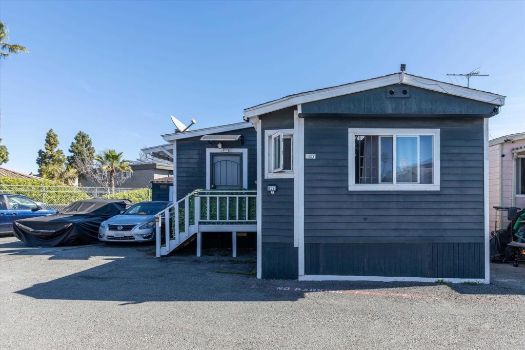 Photo of Listing #PTP2601631