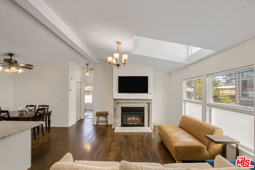 4201 Topanga Canyon Boulevard # 136, Woodland Hills