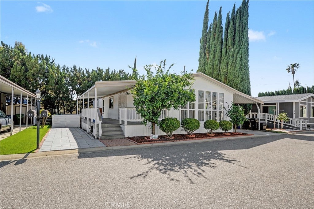 Photo of Listing #SR26047695