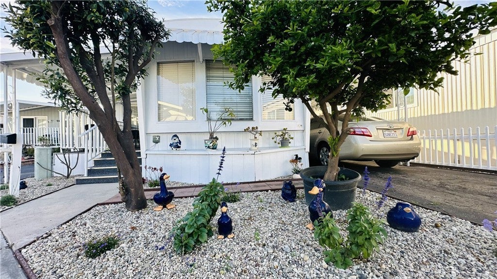 Photo of Listing #OC26049219