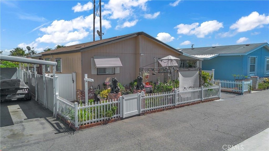 8681 Katella Avenue # 812, Stanton
