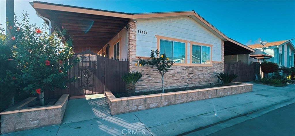 Photo of Listing #IV26052357