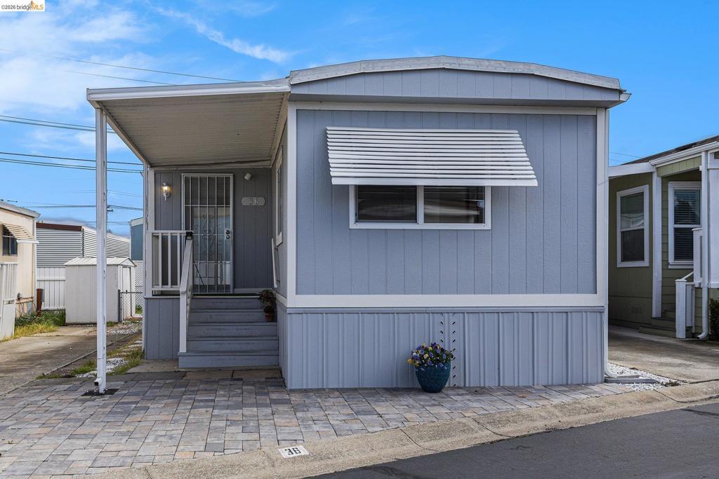 Photo of Listing #41126860