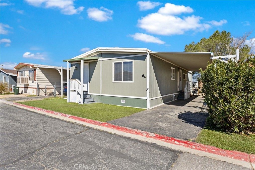 22838 Bear Valley # 64, Apple Valley