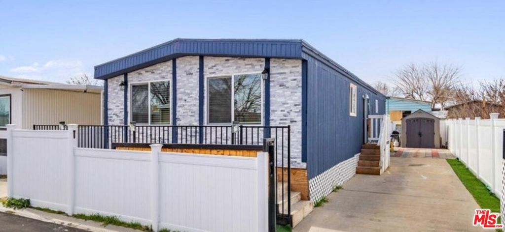 Photo of Listing #26665095